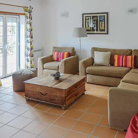 Villa Ferrel Sleeps 6 Wifi *